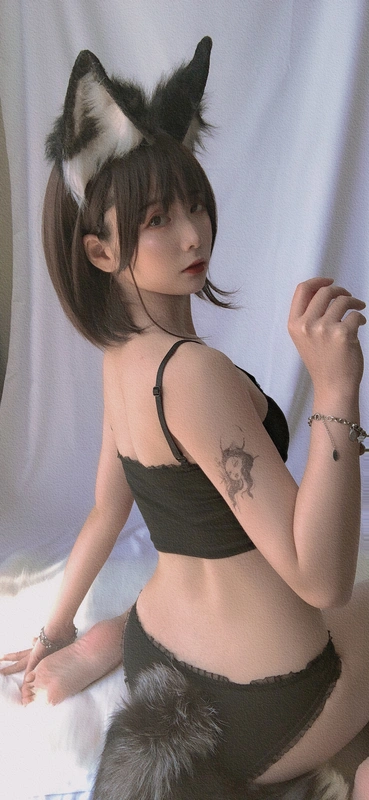 小狼 - 是青水