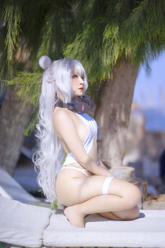 Azur Lane Le Malin bikini - Sayo Momo